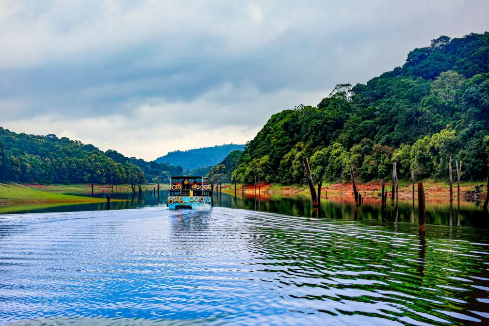 Boating on Periyar lake at Thekkady