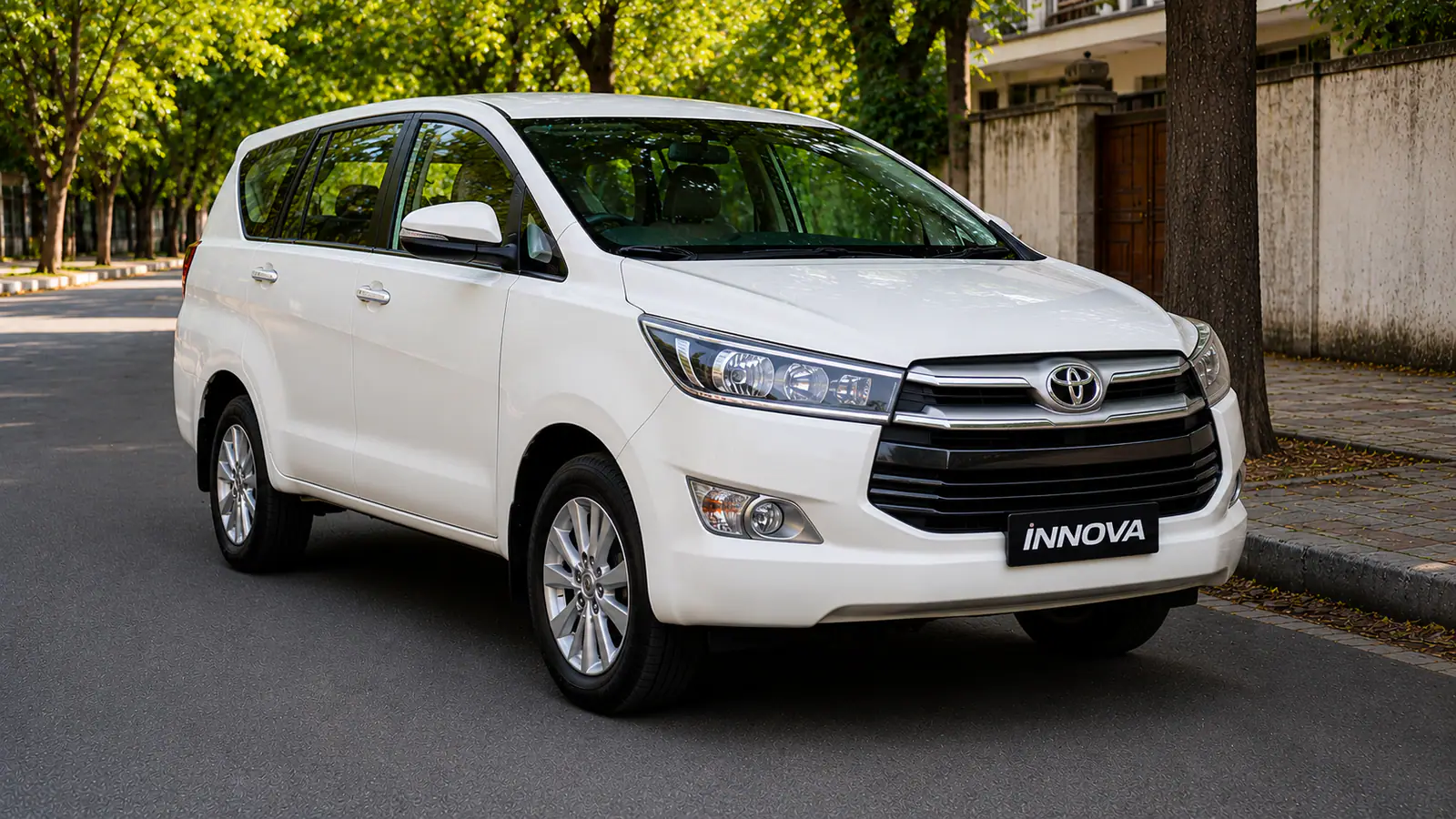Toyota Innova 7-seater taxi for hill station trips
